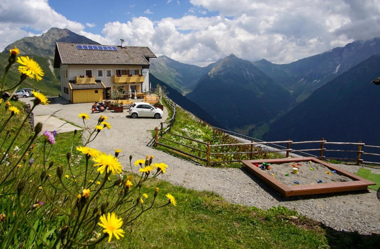 Enzianhuette Berggasthaus サン・レオナルド・イン・パッシーリア エクステリア 写真